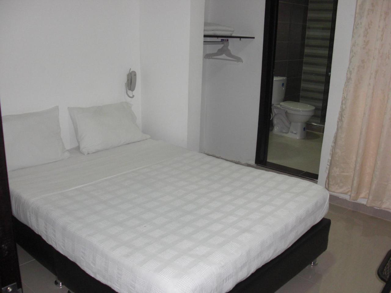Hotel Aussie Koala Armenia  Ngoại thất bức ảnh