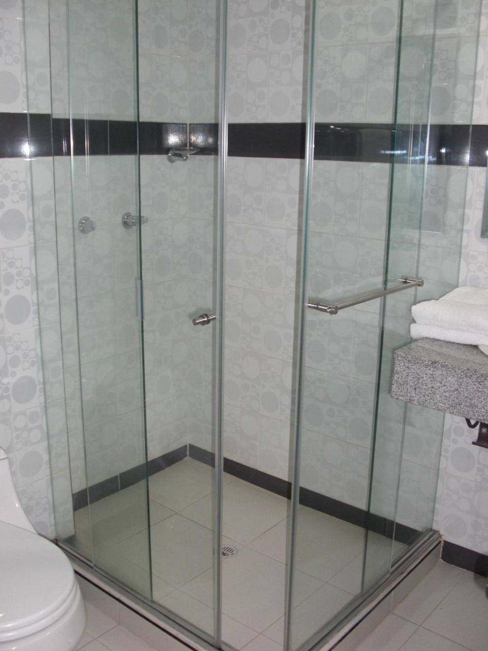 Hotel Aussie Koala Armenia  Ngoại thất bức ảnh